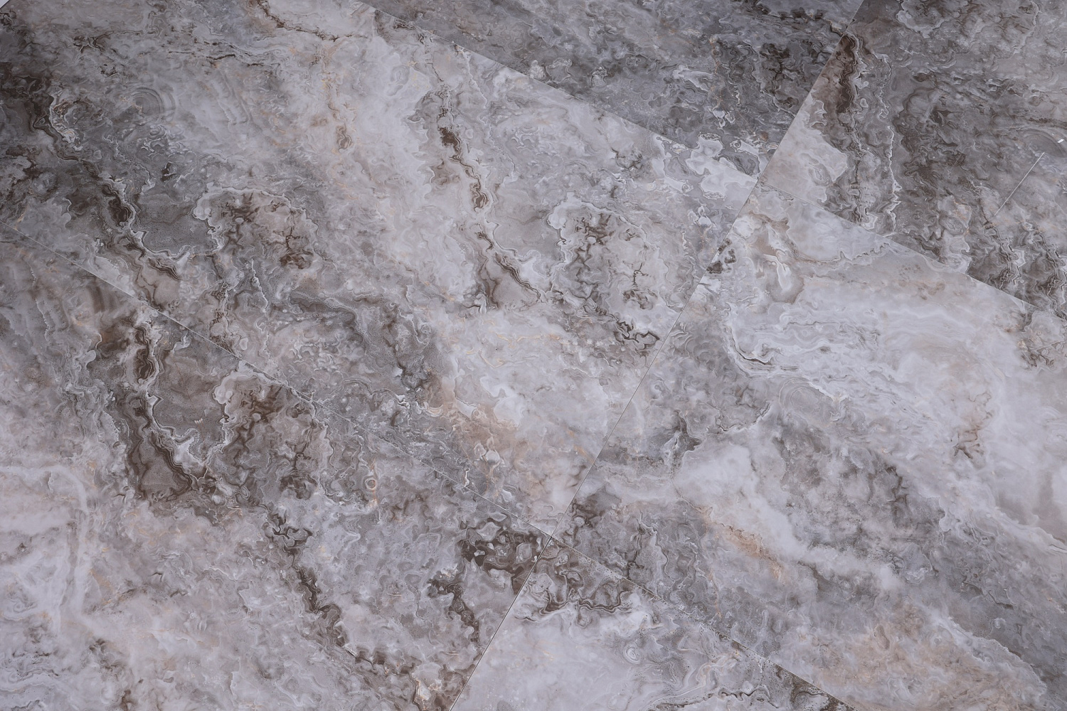  Doha Polished Silver Carving 60x120 (1,44)