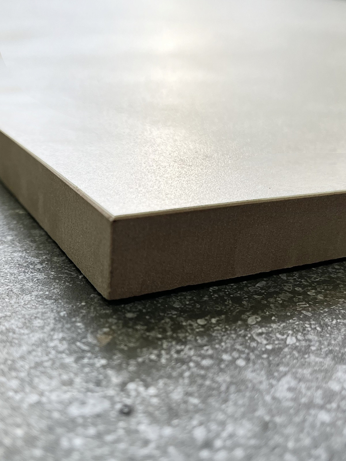  Ambient Gray Dark Matt 60x60x2 (0,72)