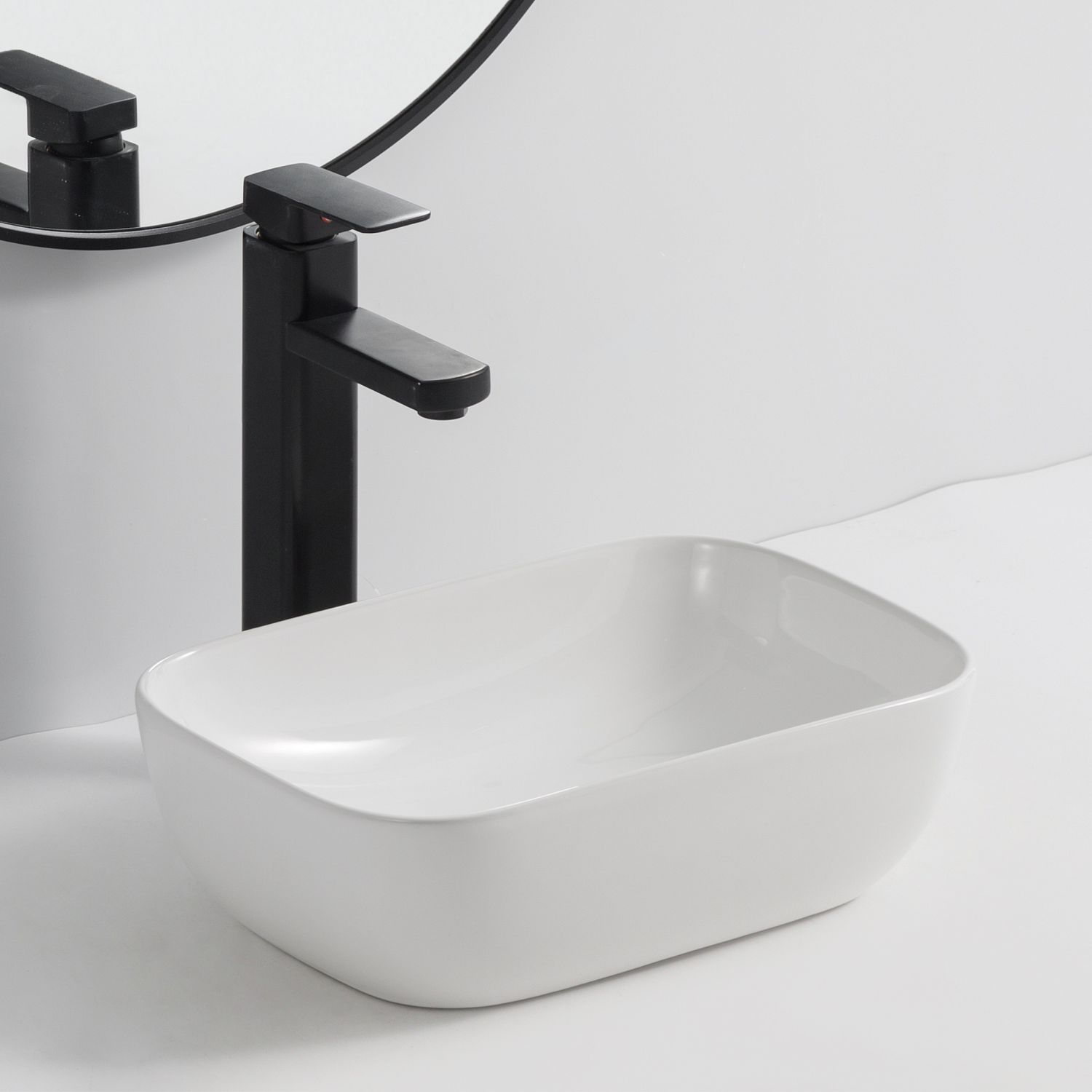 Раковина накладная Oliveeka  9387B на столешницу 455 х 325 белая