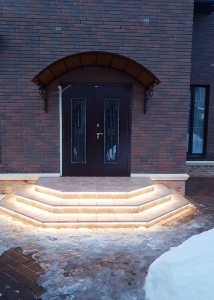 Ступень угловая Westerwalder Atrium Cotto Eckflorentiner 32x32 