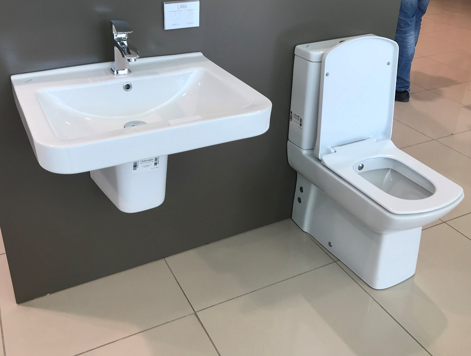 CREAVIT LARA Раковина подвесная LR060.00000