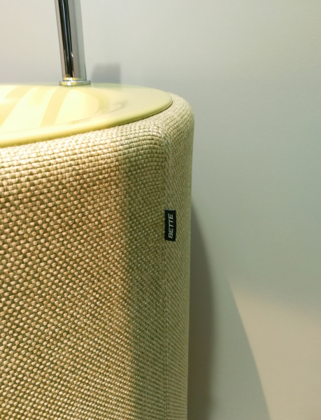 Bette Lux Oval Couture Подиум для раковины А220 с текстильной обивкой , высота 890см, цвет болотный 851 