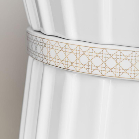 OASIS PLISSE Раковина напольная Ø440х950 мм, без отв. для смесителя, без перелива, c донным клапаном, кольцо золото, цвет белый (упаковка-3-х коробки) 