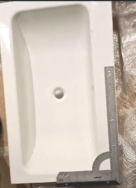 BETTE One Раковина на столешницу 800×495×130 мм, без отв под смес.,с перел., с креплением, цвет белый (УГОЛ не 90град/ упаковка рваная ) 