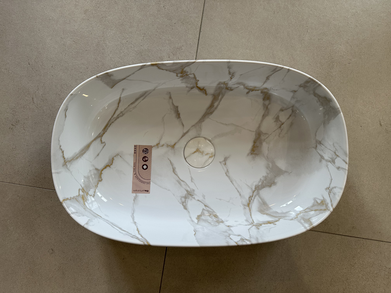 ArtCeram COGNAC Раковина накладная , 55х35 см, без отв под смеситель, без слив-перелива, цвет calacatta/покрытие Saniglaze%